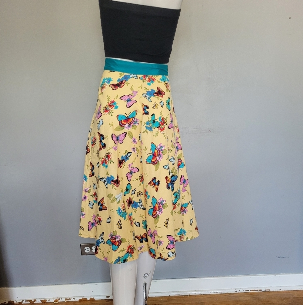 Tatyana Butterfly Print Circle Swing Skirt, VGUC, Size 3X - Picture 4 of 9